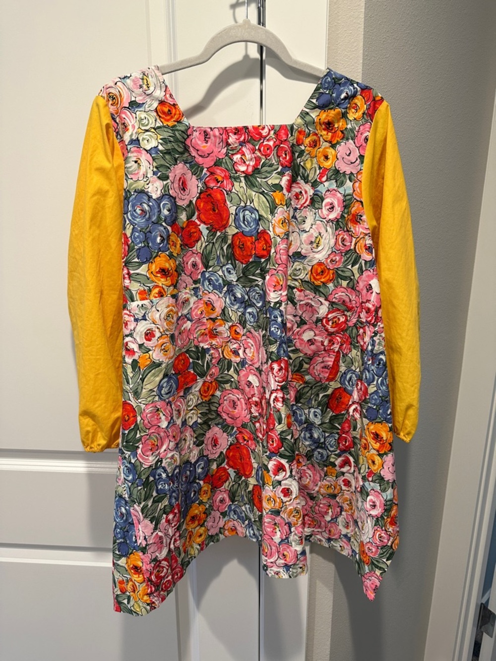 Long Sleeve Floral Apron with Pockets